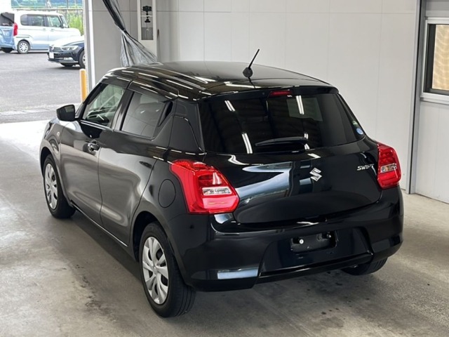 Suzuki SWIFT 2019 8156978-5