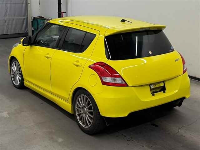 Suzuki SWIFT 2015 8156997-1