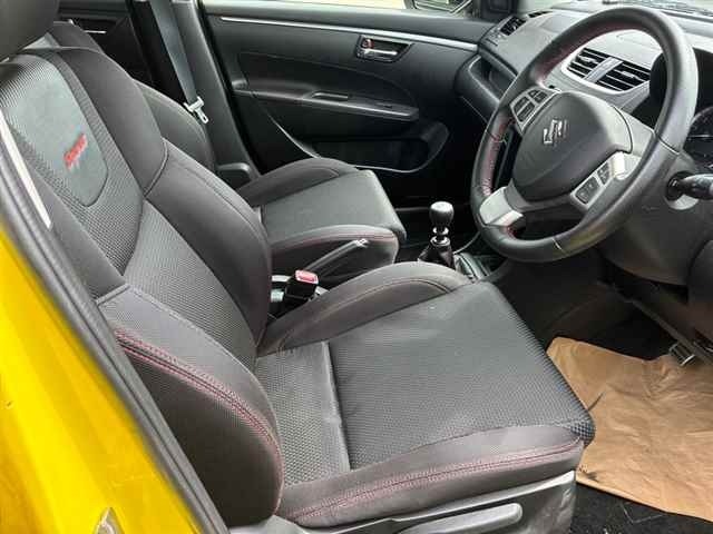 Suzuki SWIFT 2015 8156997-7