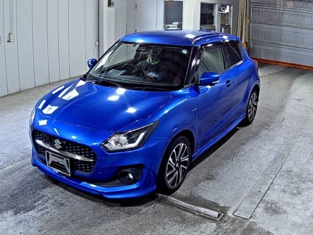 Suzuki SWIFT 2021 8157049-4