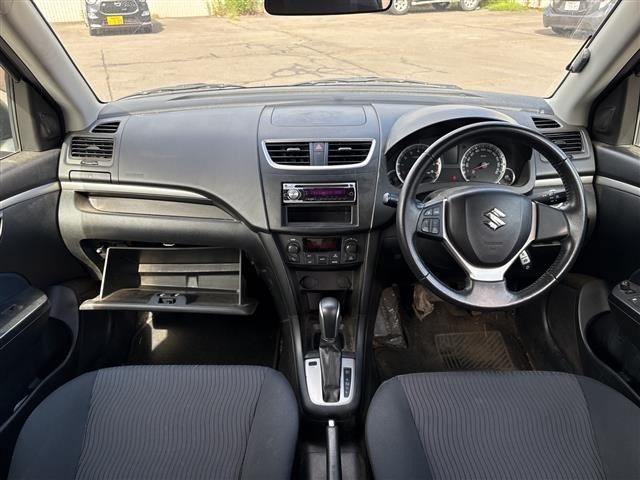 Suzuki SWIFT 2010 8157254-4