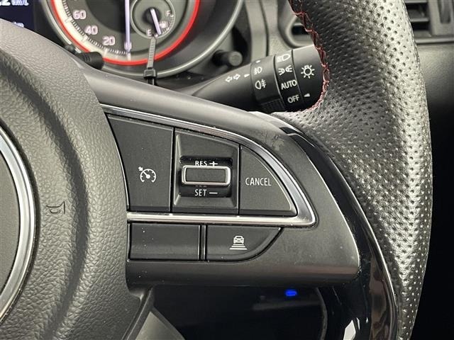 Suzuki SWIFT 2018 8157294-7