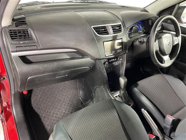 Suzuki SWIFT 2013 8157334-6