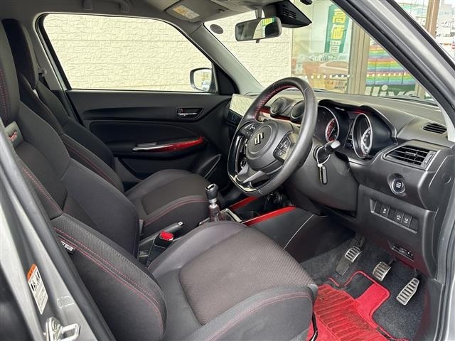 Suzuki SWIFT 2018 8157343-4