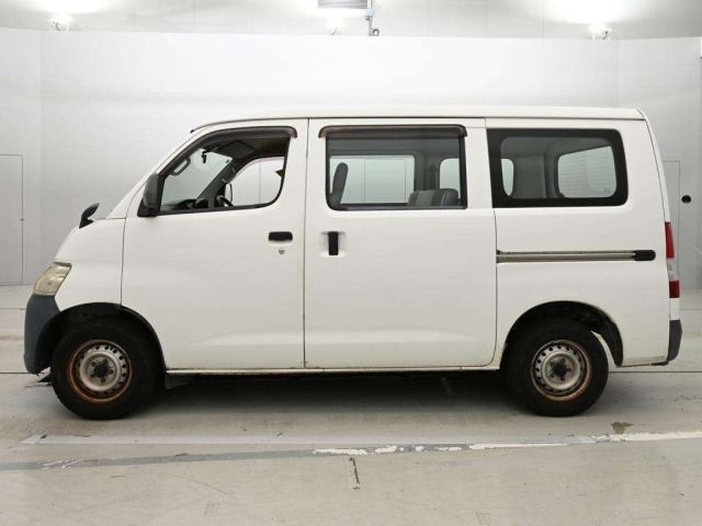 Toyota TOWNACE VAN 2011 8153060-4