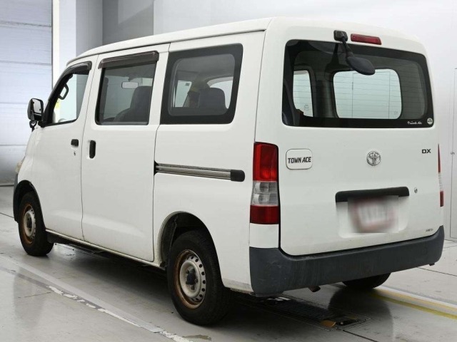 Toyota TOWNACE VAN 2011 8153060-6