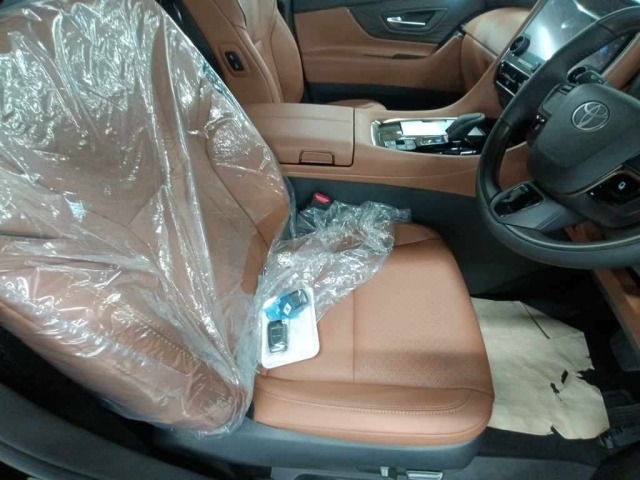 Toyota VELLFIRE 2026 8151630-10
