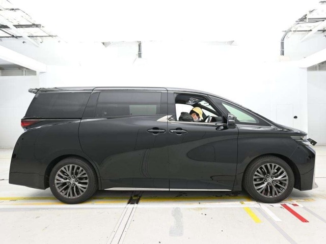 Toyota VELLFIRE 2025 8151790-3