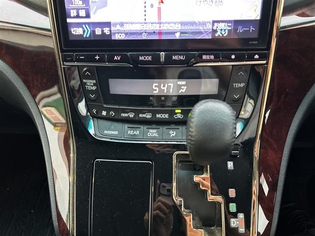Toyota VELLFIRE 2013 8153278-6