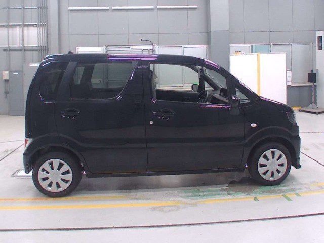 Suzuki WAGON R 2026 8162056-3