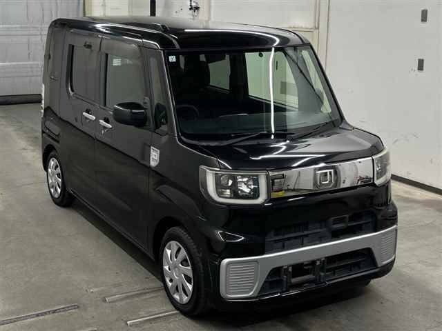 Daihatsu WAKE 2015 8162615-0