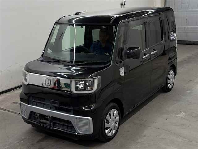 Daihatsu WAKE 2015 8162615-4