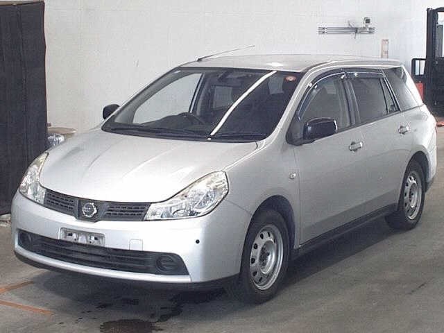 Nissan Wingroad 2016 8162573-4