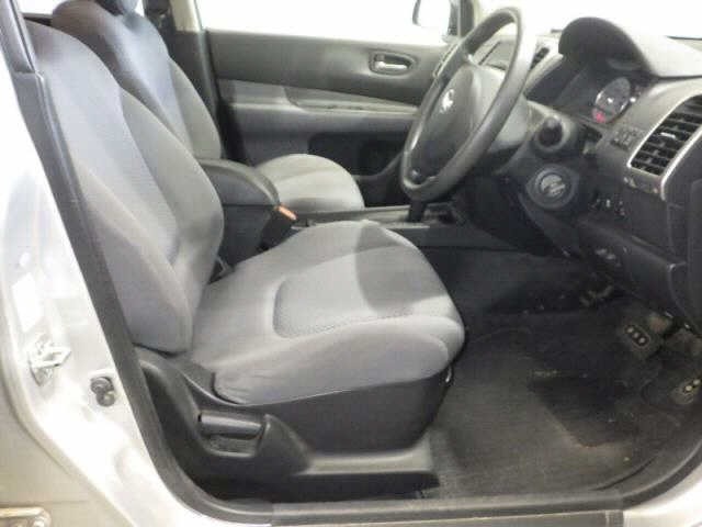 Nissan Wingroad 2016 8162573-7