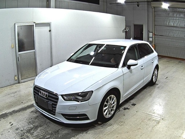Audi A3 2015 8165128-4