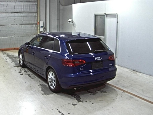 Audi A3 2016 8165145-1