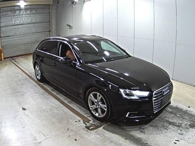 Audi A4 2018 8171954-0