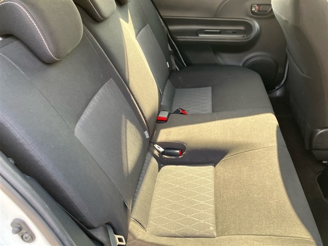 Toyota AQUA 2021 8174298-6