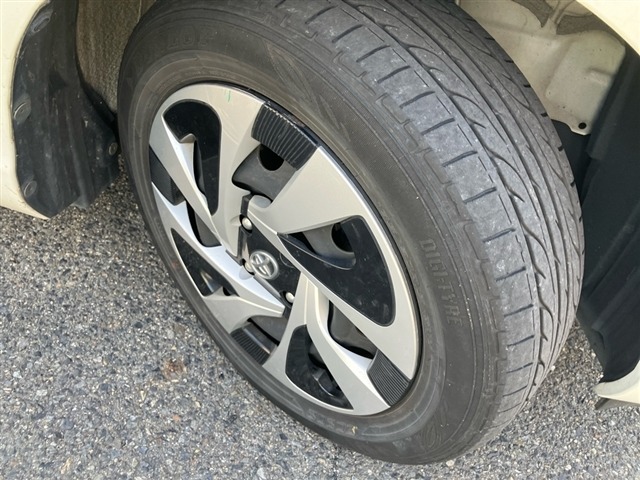 Toyota AQUA 2021 8174298-7