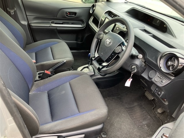 Toyota AQUA 2020 8174299-5