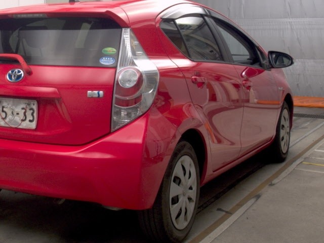 Toyota AQUA 2014 8174306-5