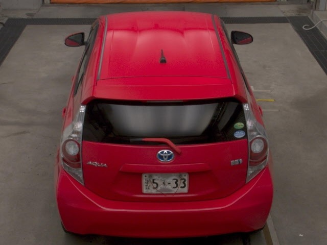 Toyota AQUA 2014 8174306-7