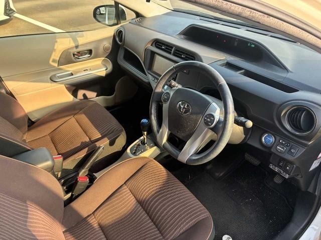Toyota AQUA 2012 8174365-19