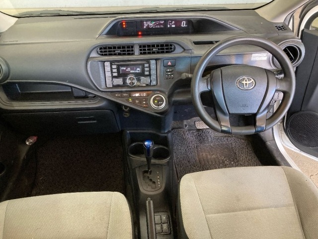 Toyota AQUA 2015 8174384-3