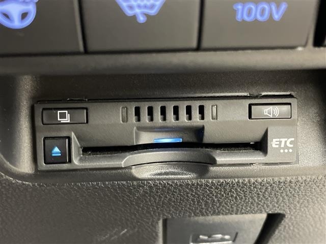 Toyota AQUA 2024 8174480-21