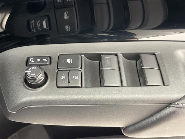 Toyota AQUA 2024 8174497-7