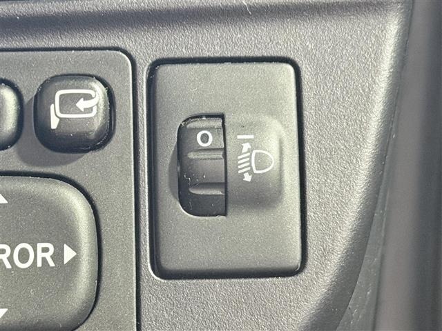 Toyota AQUA 2013 8174499-17