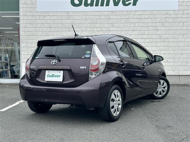 Toyota AQUA 2014 8174501-1