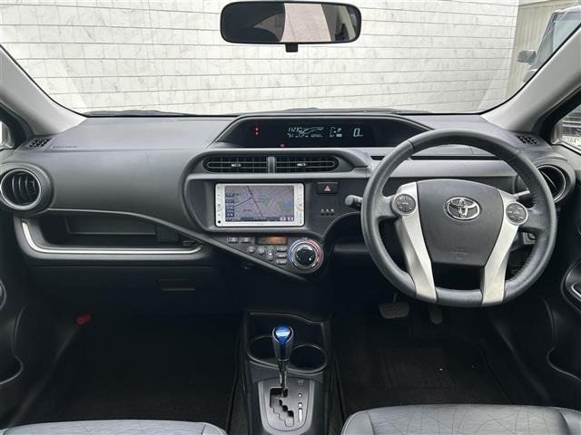 Toyota AQUA 2014 8174501-14