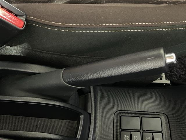 Toyota AQUA 2018 8174504-12