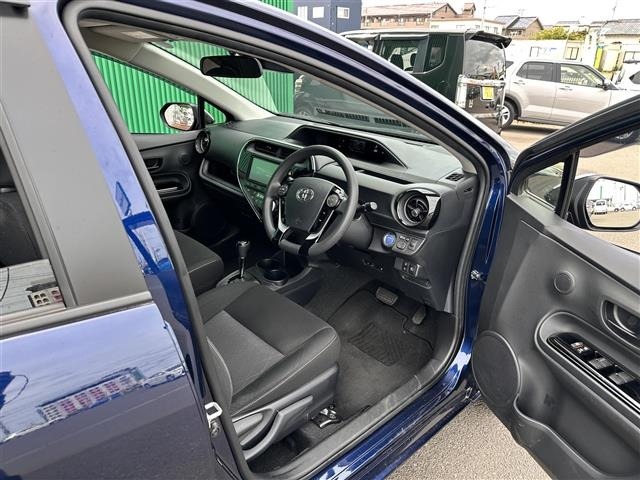 Toyota AQUA 2021 8174511-9