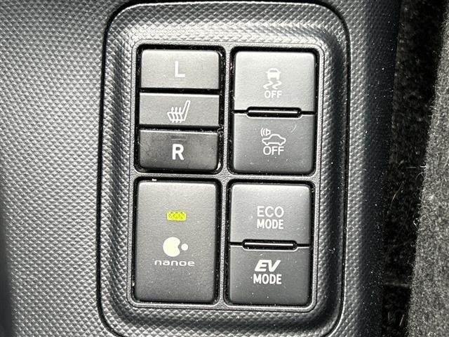Toyota AQUA 2016 8174514-18