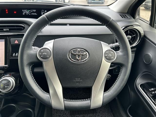 Toyota AQUA 2016 8174514-21