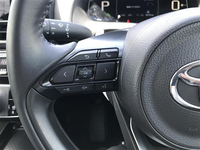Toyota AQUA 2022 8174531-3
