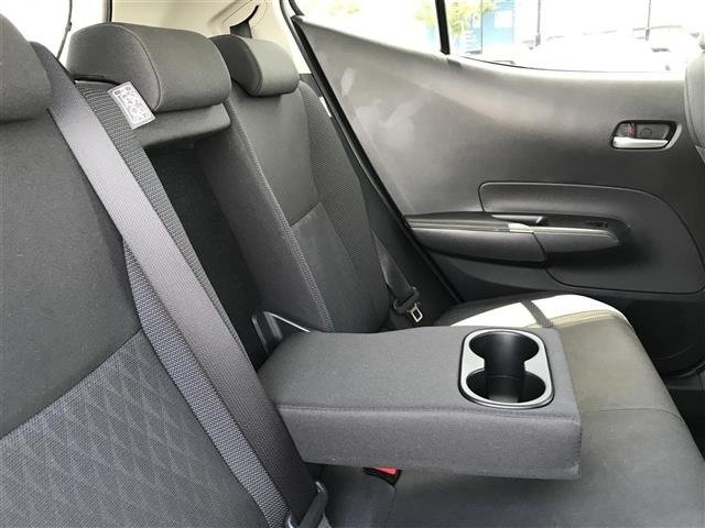 Toyota AQUA 2022 8174531-6