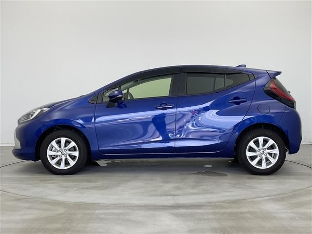 Toyota AQUA 2021 8174532-6