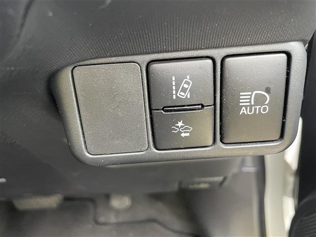 Toyota AQUA 2020 8174537-8