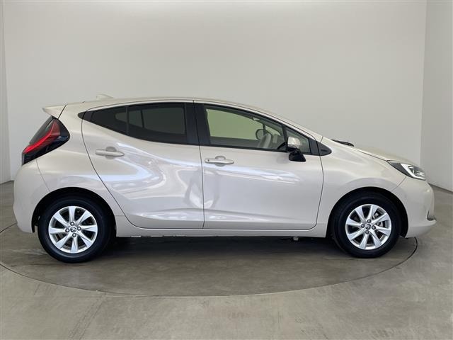 Toyota AQUA 2022 8174551-19