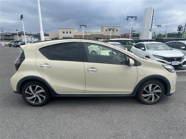 Toyota AQUA 2019 8174553-20