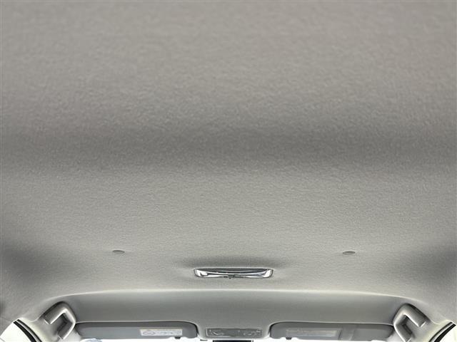Toyota AQUA 2016 8174555-8