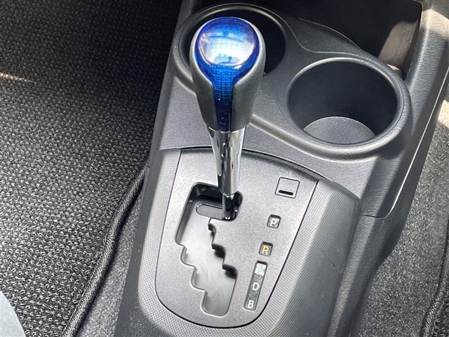 Toyota AQUA 2015 8174563-5