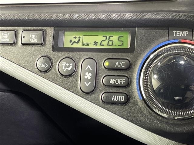 Toyota AQUA 2013 8174564-10