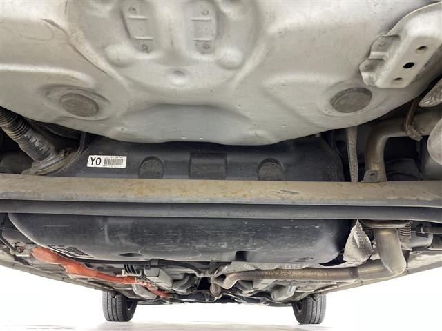 Toyota AQUA 2013 8174564-13