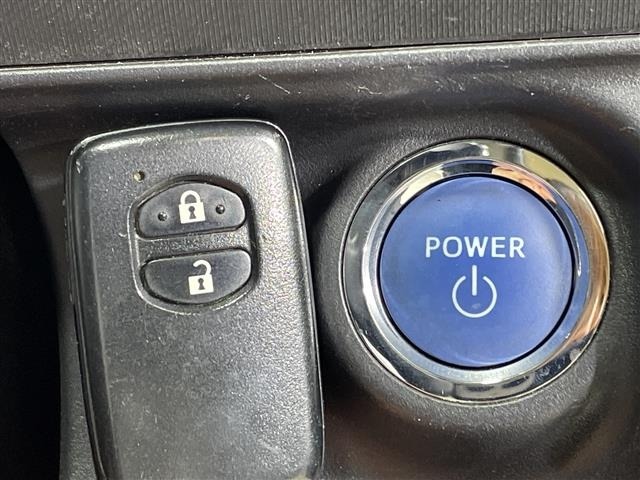 Toyota AQUA 2013 8174564-2