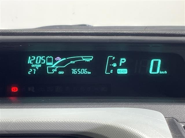 Toyota AQUA 2013 8174564-5