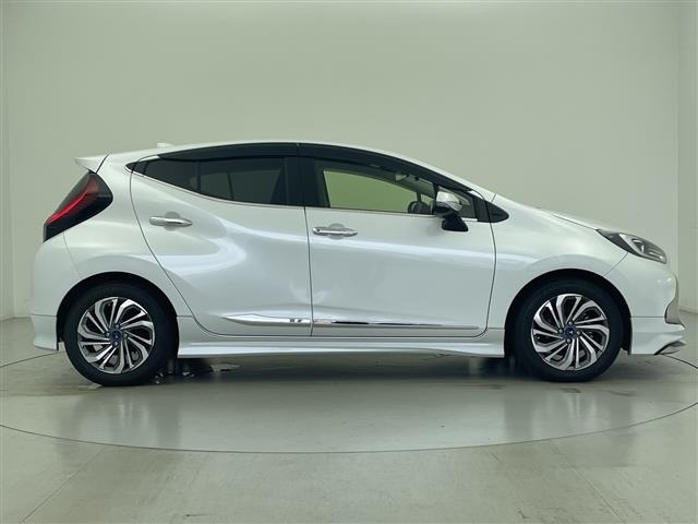 Toyota AQUA 2021 8174565-2